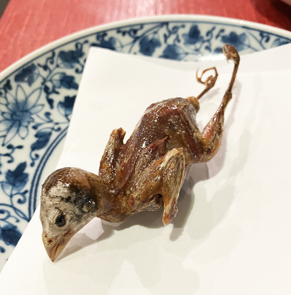 マタギ東京 北海道 ジビエ スズメ素揚げ すずめ 巣揚げ