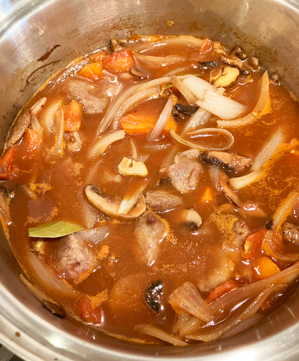 鹿肉 ふるさと納税 外モモ 煮込み 野菜 煮込む