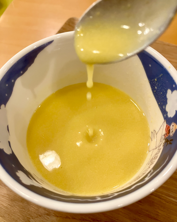 「クノール贅沢野菜」北海道スイートコーン 今夏採れたてヌーヴォーコーン コーンポタージュ 完成