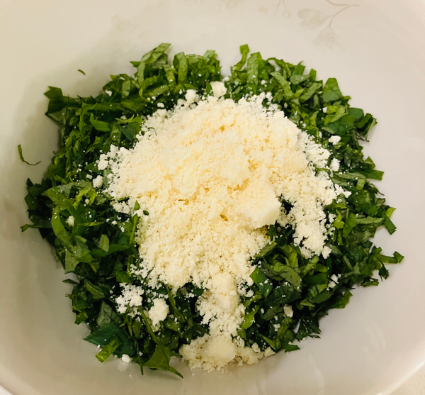 大葉ジェノベーゼソースのナスカルパッチョ