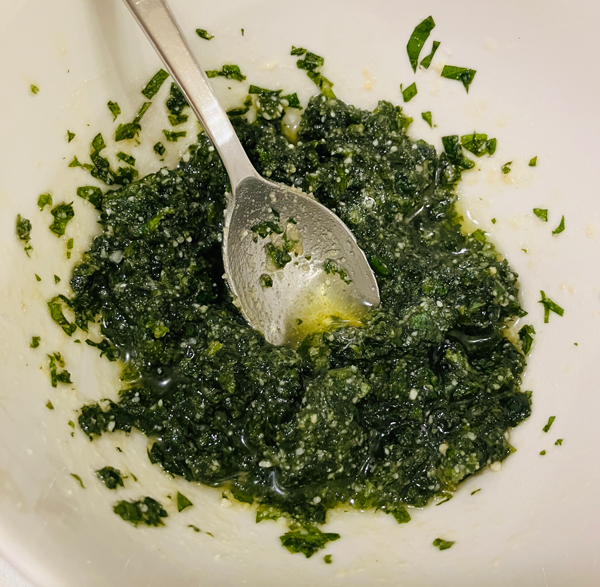 大葉ジェノベーゼソースのナスカルパッチョ