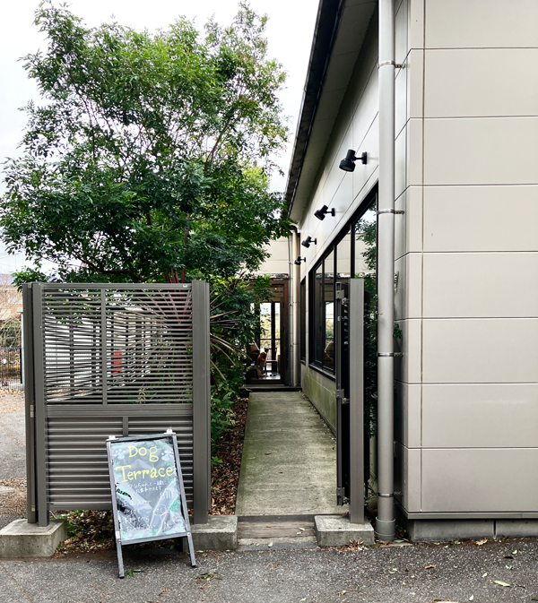 マカロニ市場 松戸店 ドッグテラス