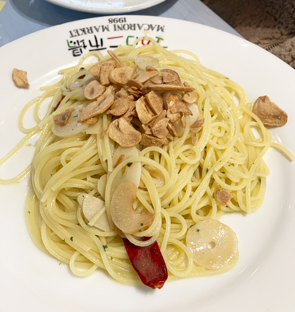 マカロニ市場 松戸店 ペペロンチーノ